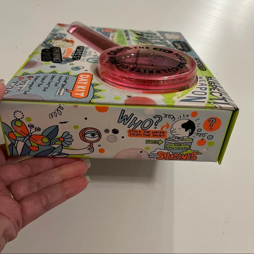 NIB Drunk Elephant Agent Ellie Day Kit (2018) – Collector’s Edition – Exp 06/20